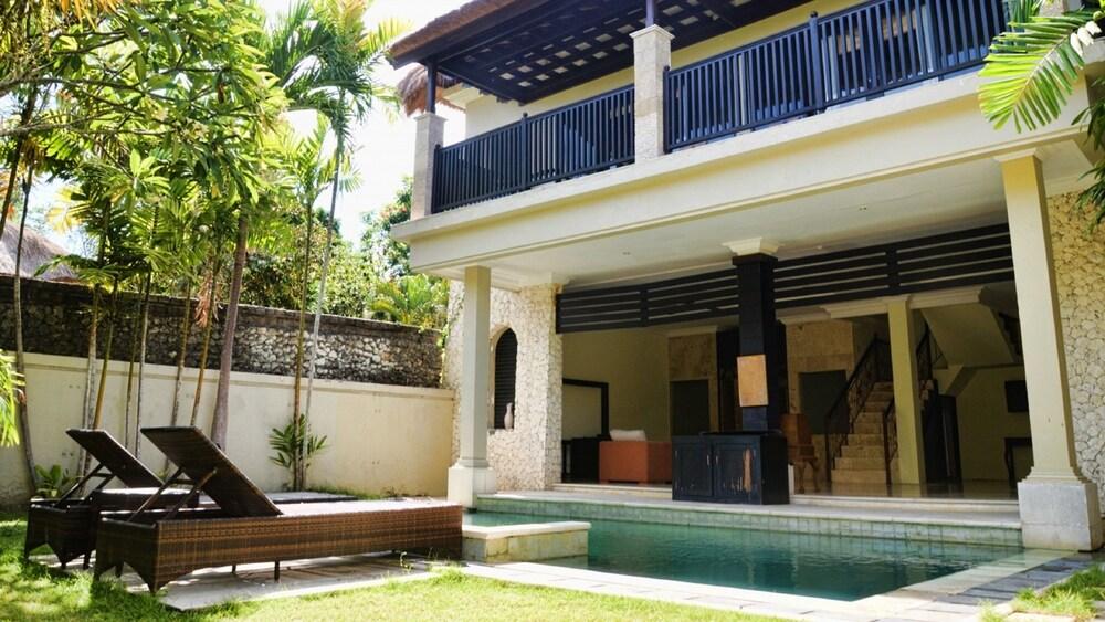 Hillstone Uluwatu Villa Ungasan  Exterior photo