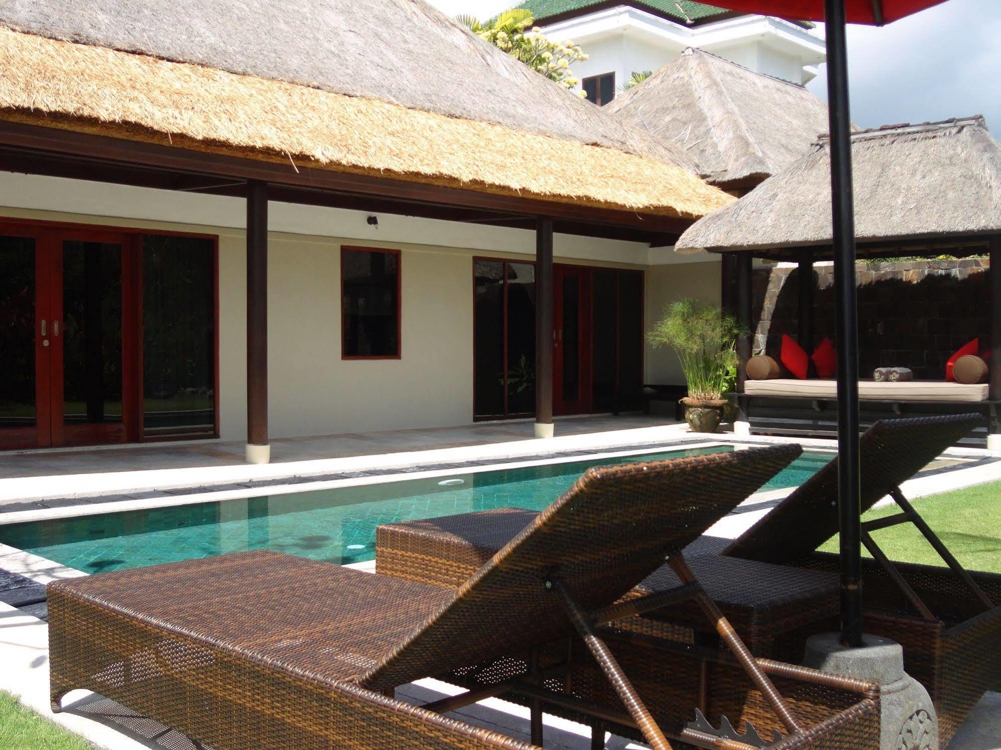 Hillstone Uluwatu Villa Ungasan  Exterior photo