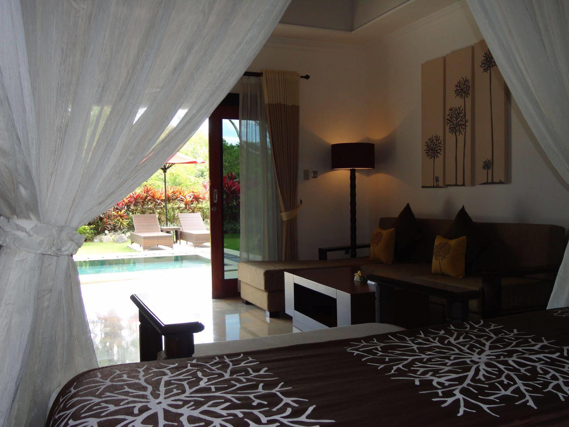 Hillstone Uluwatu Villa Ungasan  Exterior photo