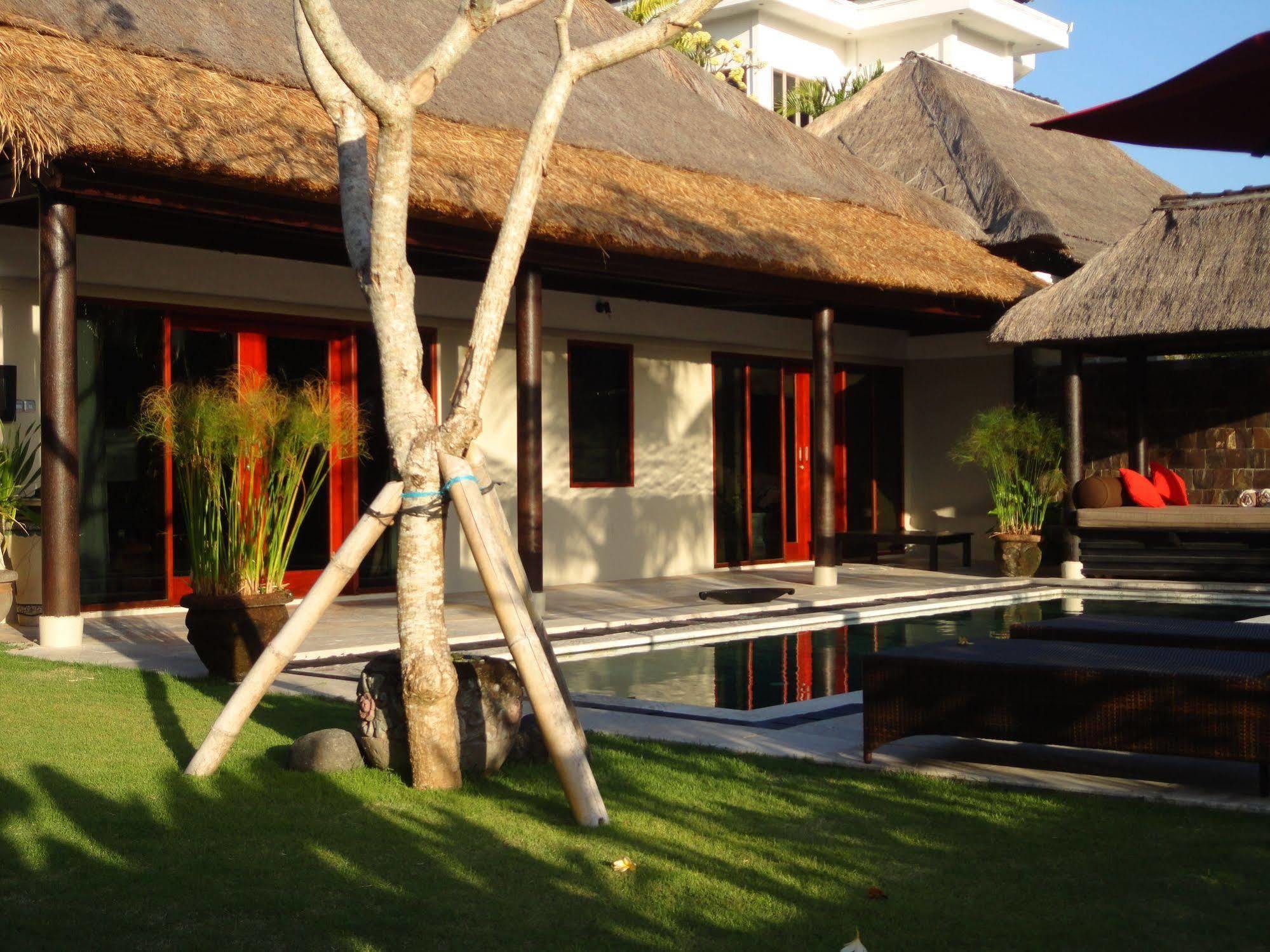 Hillstone Uluwatu Villa Ungasan  Exterior photo
